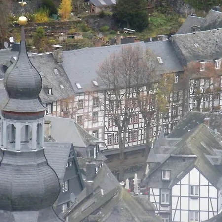 Am Fluss Im Haus An Der Rur Lägenhet *