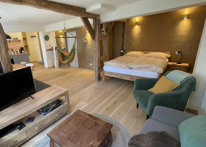 Am Fluss Im Haus An Der Rur